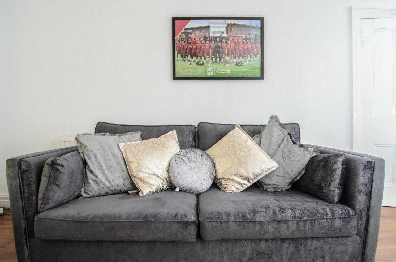 リヴァプール Riverpool - Elegant House 1 Minute Walk To Anfield Stadiumヴィラ エクステリア 写真